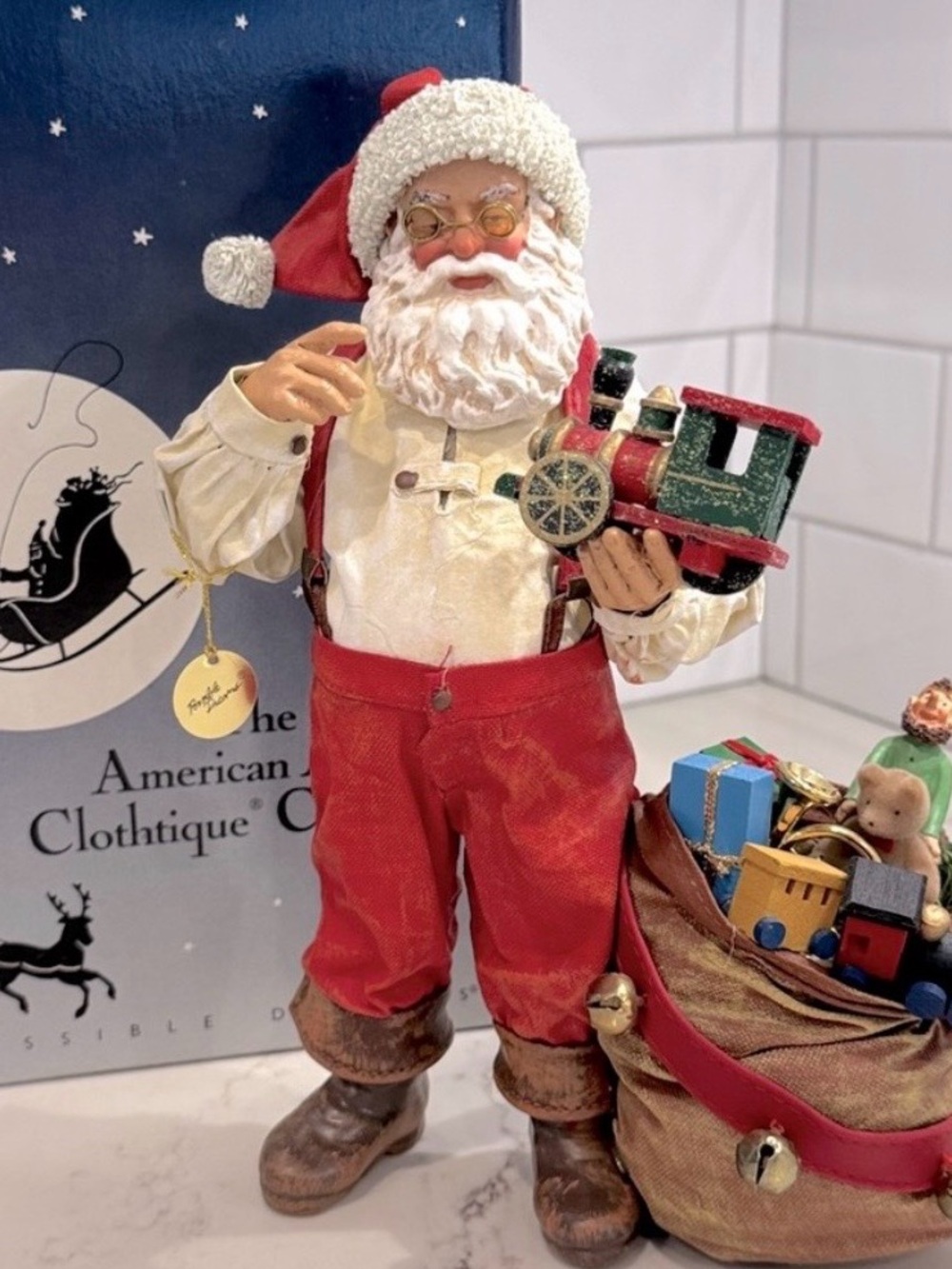 Dept 56 Possible Dreams Clothique Santa A Touch of Magic 15207 1994
